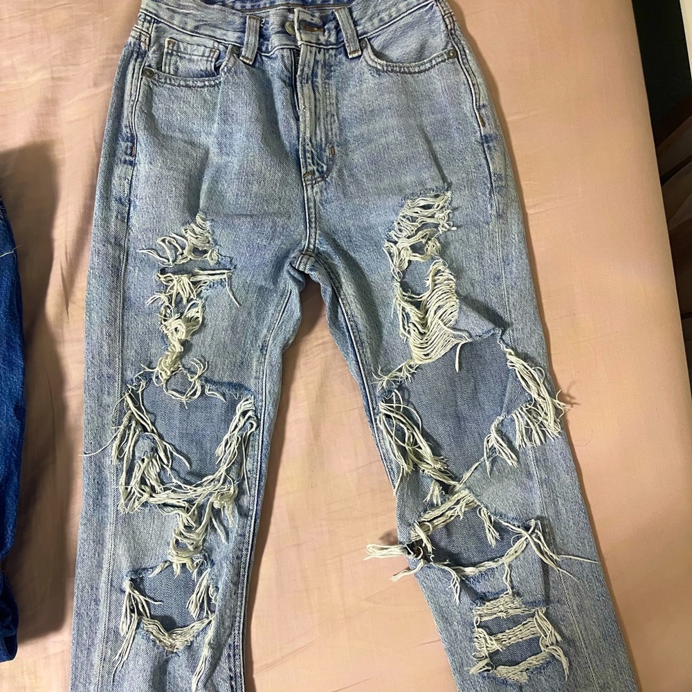 000 American Eagle MOM jeans